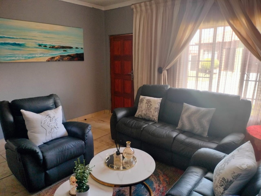 3 Bedroom Property for Sale in Waterval East North West